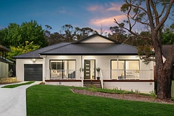 11 Cook Road, Wentworth Falls
