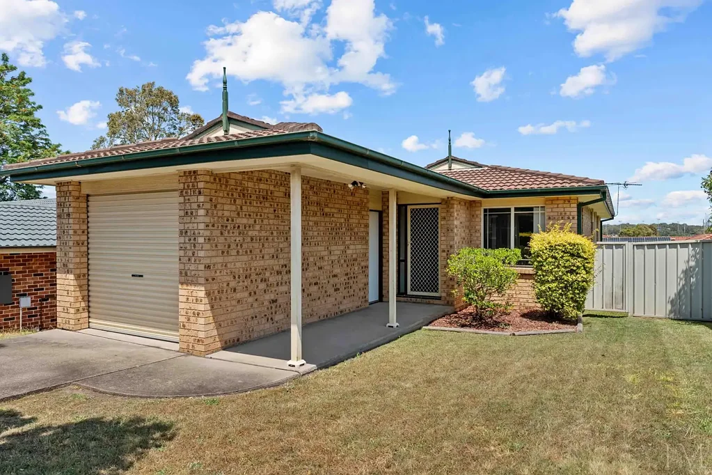 64 Angophora Drive, Warabrook, NSW 2304