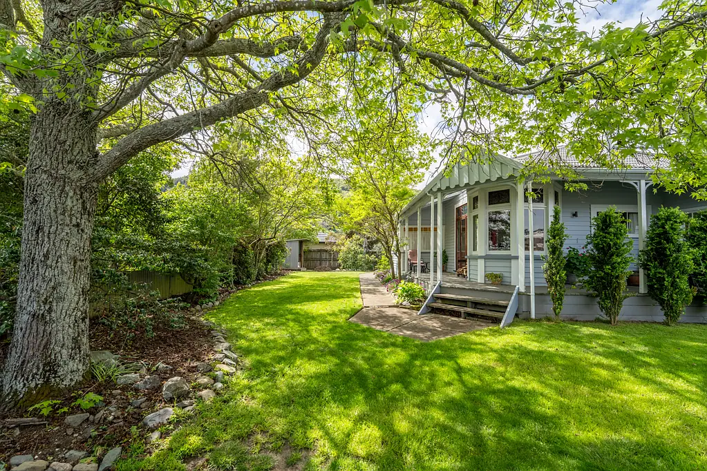 The Wood 4 Bedroom Timeless charm on a generous 1323sqm section