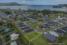 27 Palm Drive, Whitianga