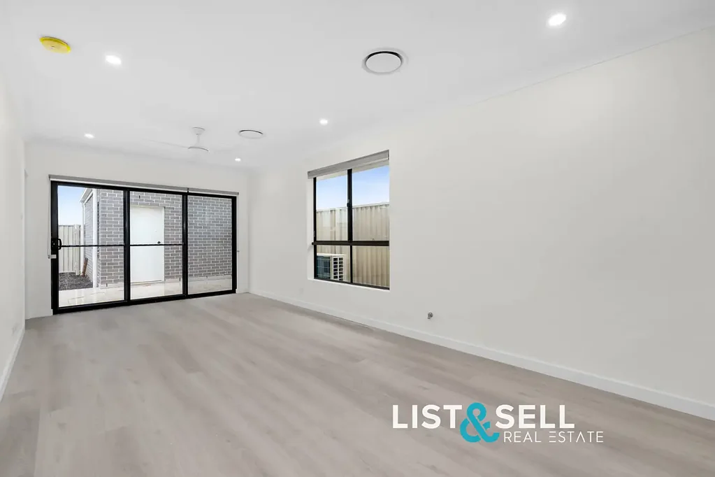 Menangle Park 4غرفة نوم Luxuriously Styled. Brand New. Ready to Impress. Ready To Move In!