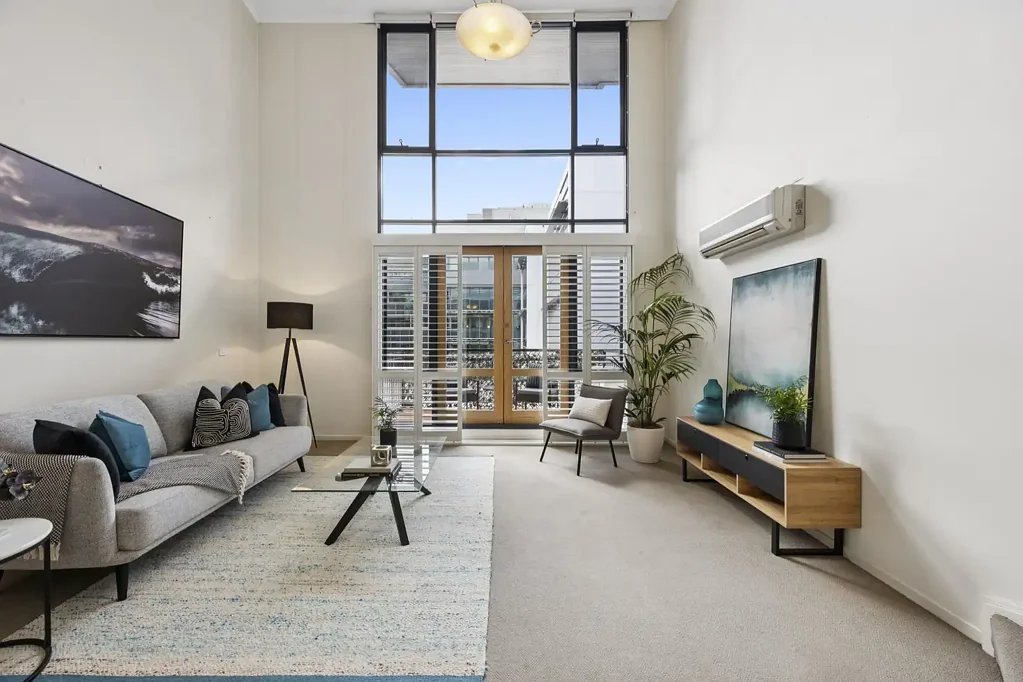 City 1 Bedroom Modern Inner-City Living with Style and Convenience
