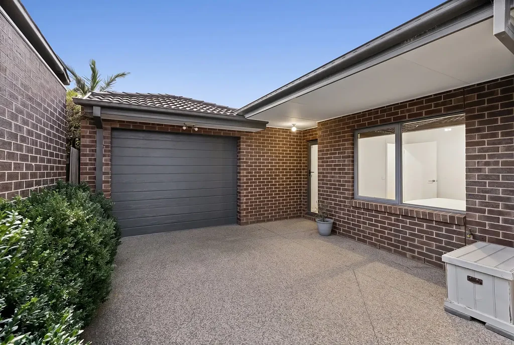 3/66 Corrigan Avenue, Brooklyn, VIC 3012