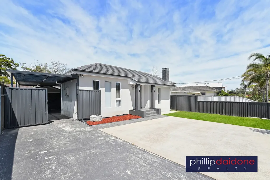 Villawood 5ਬੈੱਡਰੂਮ CHESTERHILL BORDER - 2 HOMES!!