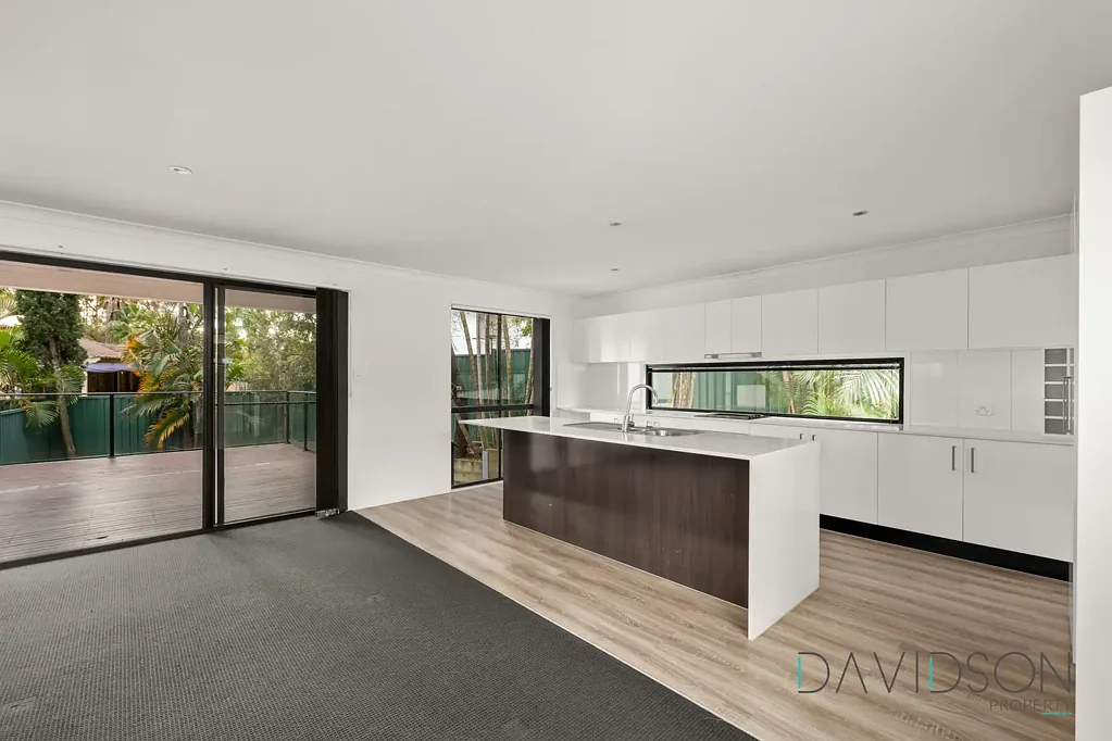 STUNNING FAMILY HOME IN SOUGHT AFTER MOLENDINAR **APPLY NOW for PRE-APPROVAL**