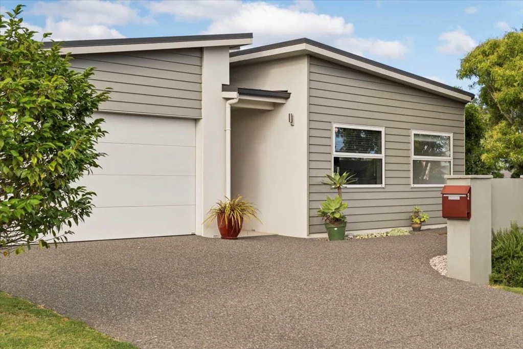 2 Ella Place, Papamoa Beach, Tauranga, Bay of Plenty