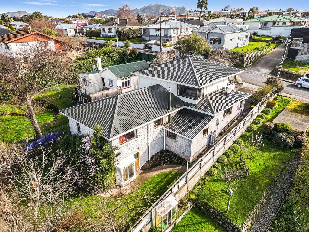 Gore 4બેડરૂમ HUGE HOME, HUGE VALUE!