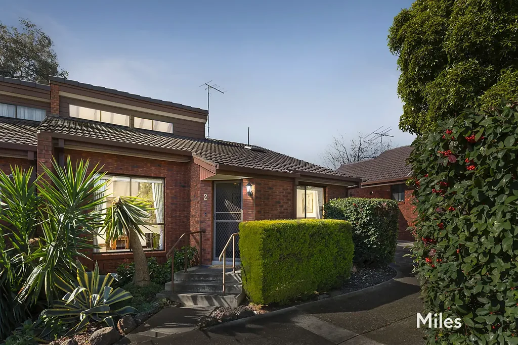 Ivanhoe 2 Bedroom Under Contract