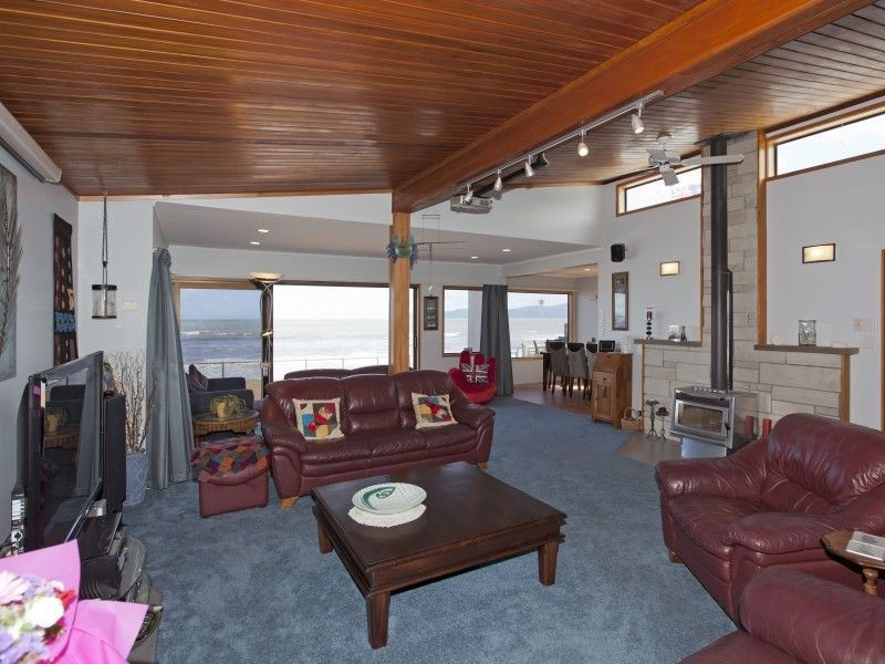 76 The Esplanade, Raumati South, Kapiti Coast, 5 Bedrooms, 2 Bathrooms