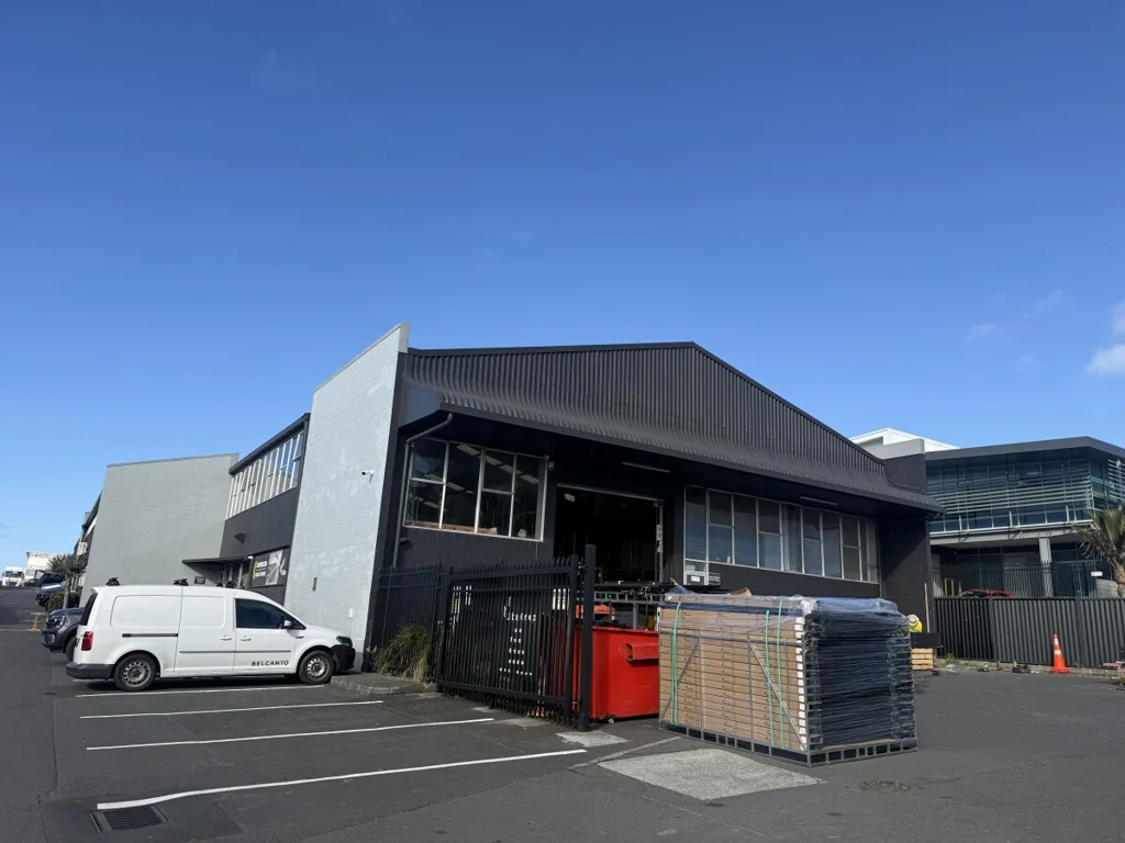 Avondale Functional Industrial Facility in Central Location