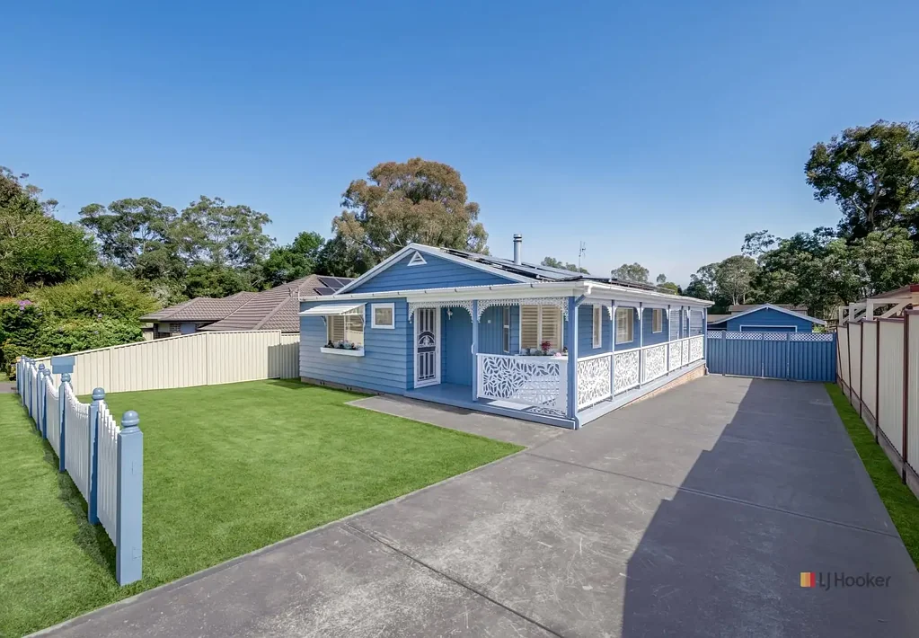 12 Tarwhine Avenue, Chain Valley Bay, NSW 2259