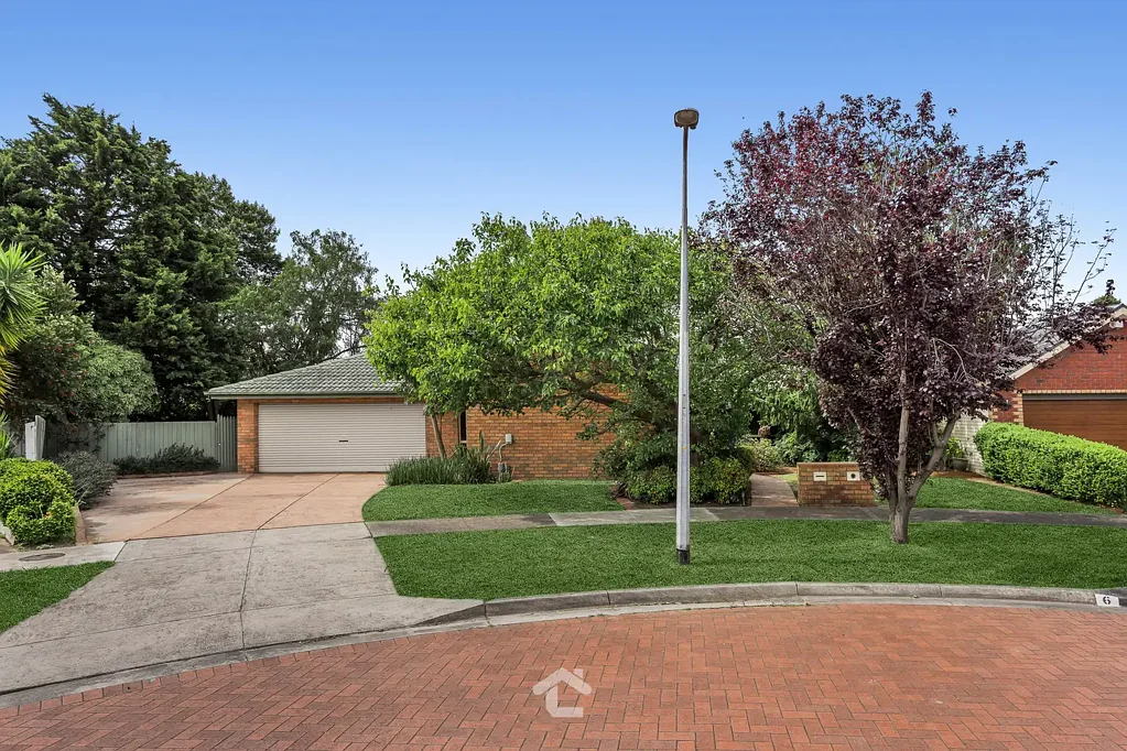 Rowville 4कमरा A Rare Family Find In A Prized Court Location