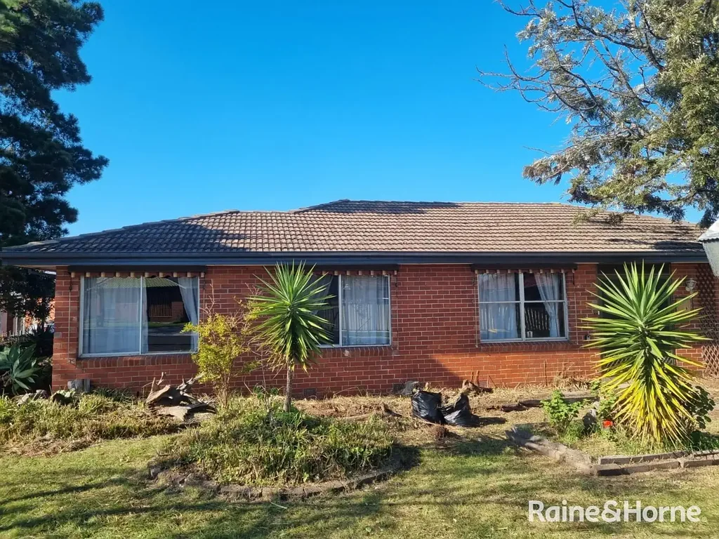 4 BEDROOM FAMILY HOME