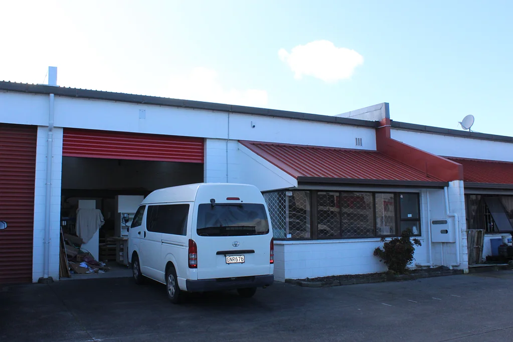 Wiri 210sqm Industrial unit Manukau/Wiri