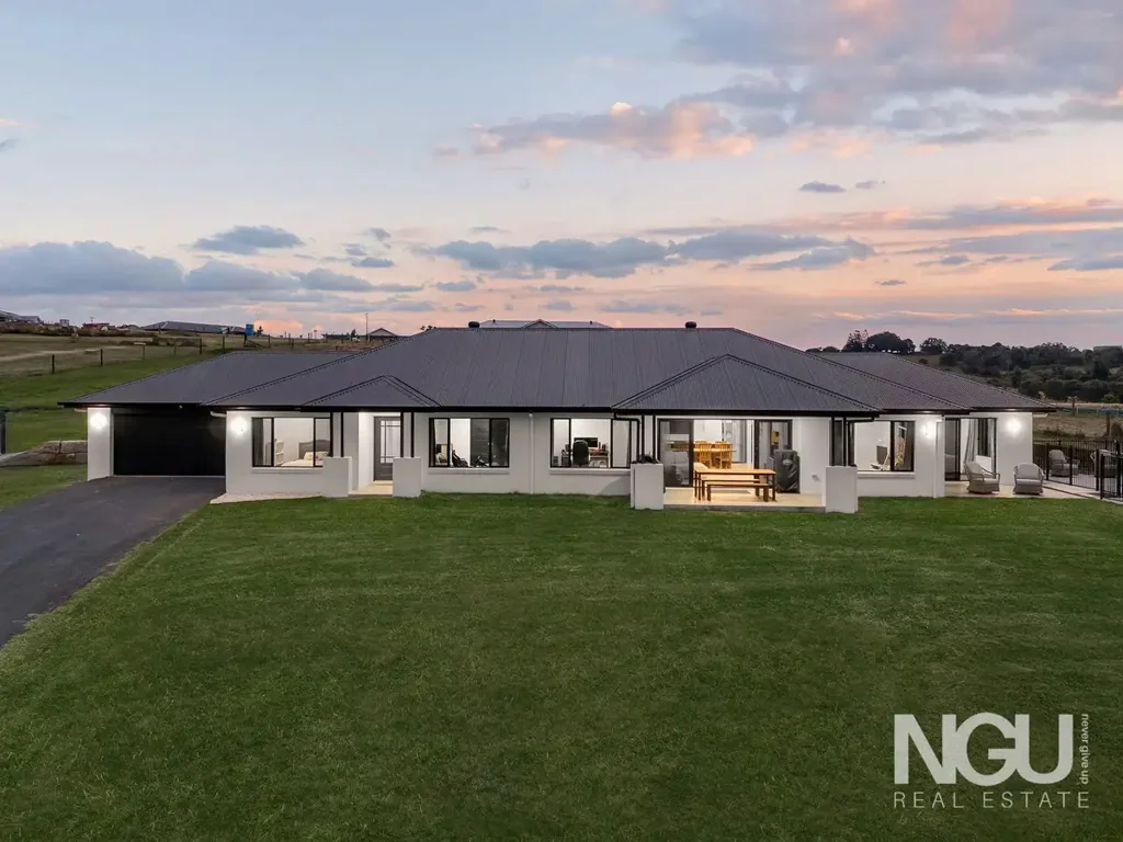 15 Coulson Court, Haigslea, QLD 4306