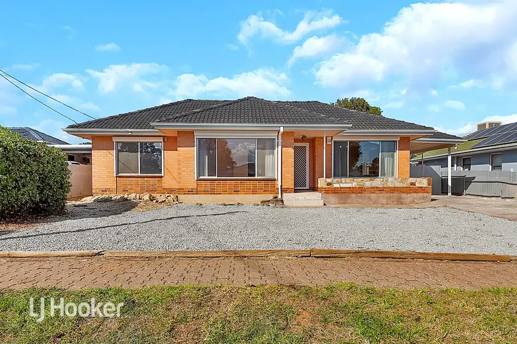 Perfect family home!