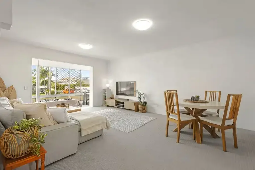 Bright, Breezy and Perfectly Positioned in Mooloolaba
