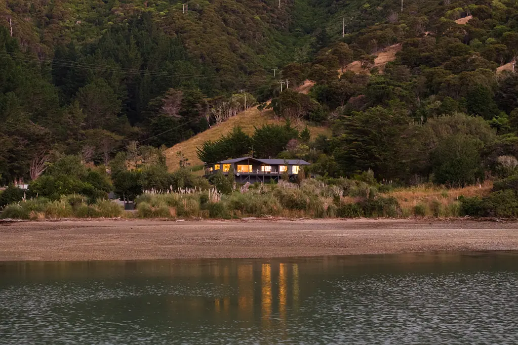 Marlborough Sounds 4 Bedroom You Choose How Much Land You Want