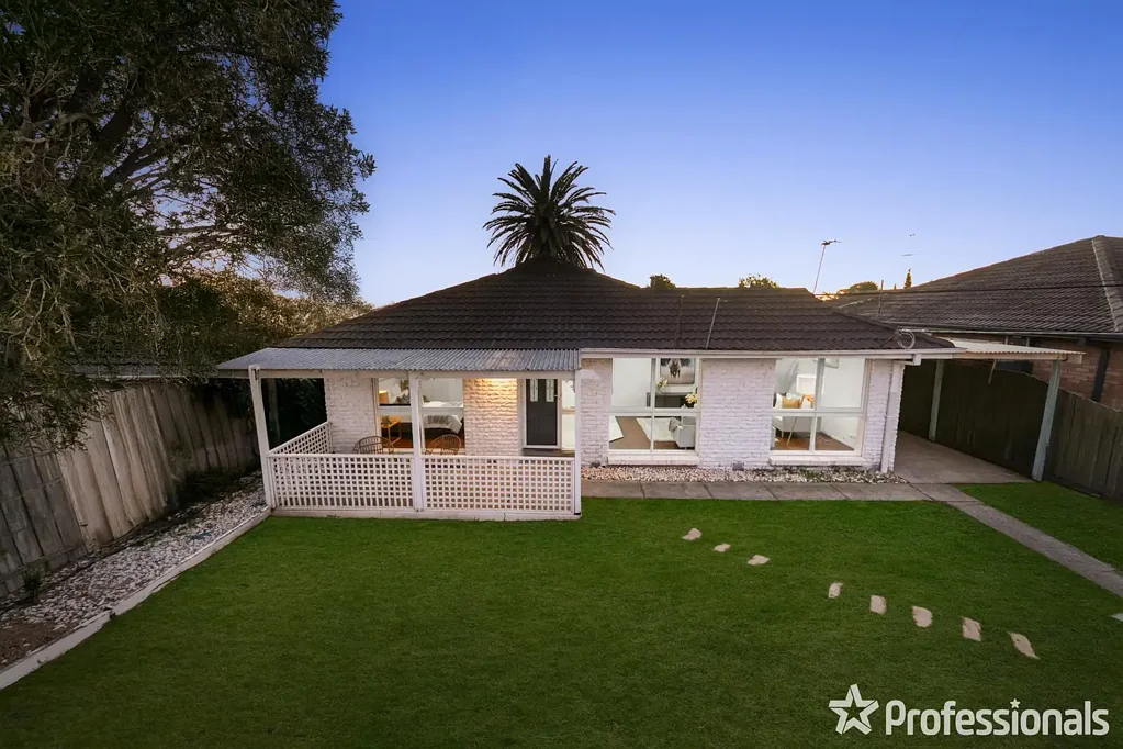 13 Erindale Avenue, Deer Park, VIC 3023