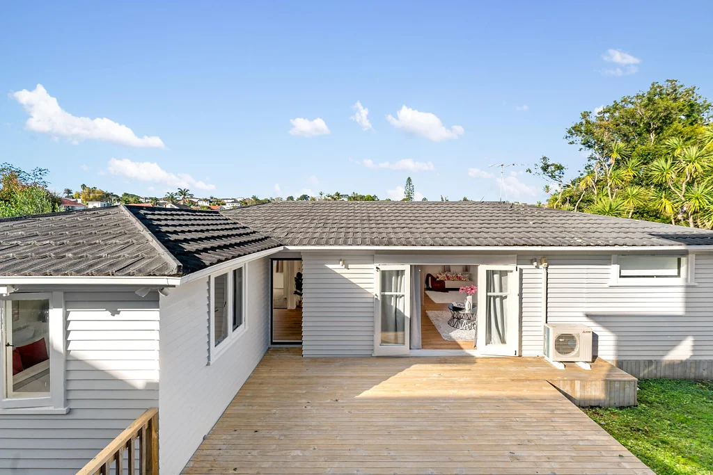 Bayswater 3房  Location. Lifestyle. Freehold
