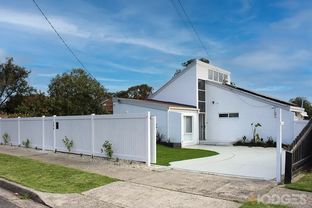 204 Centre Dandenong Road, Dingley Village, VIC 3172