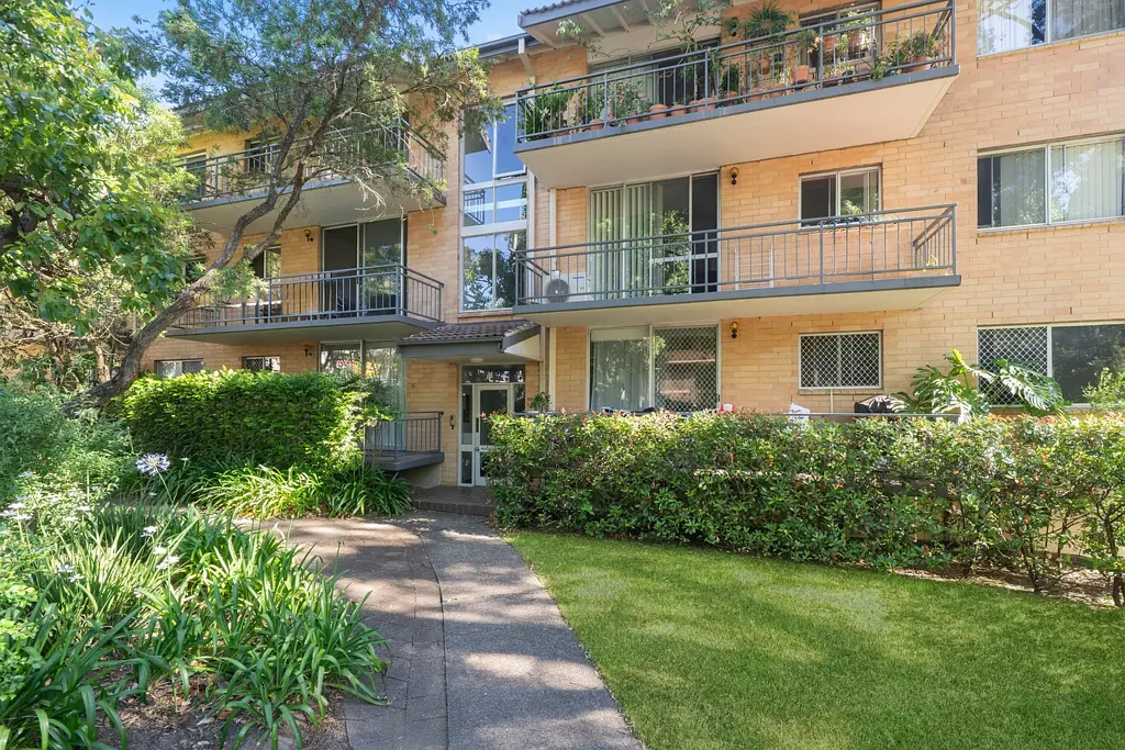 9/11 William Street, Hornsby, NSW 2077