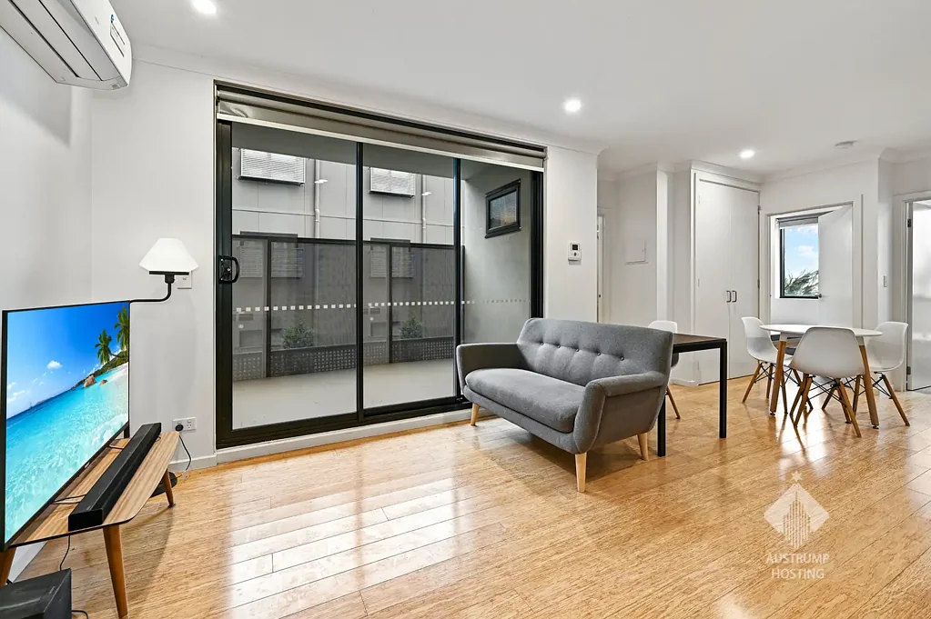 Furnished 2-Bedroom Apartment with Car Stacker Space – Prime Burwood Location