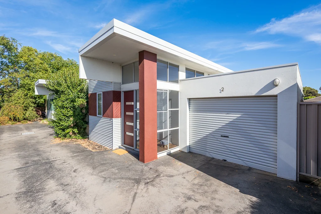 Shepparton 2房  South Central Townhouse!