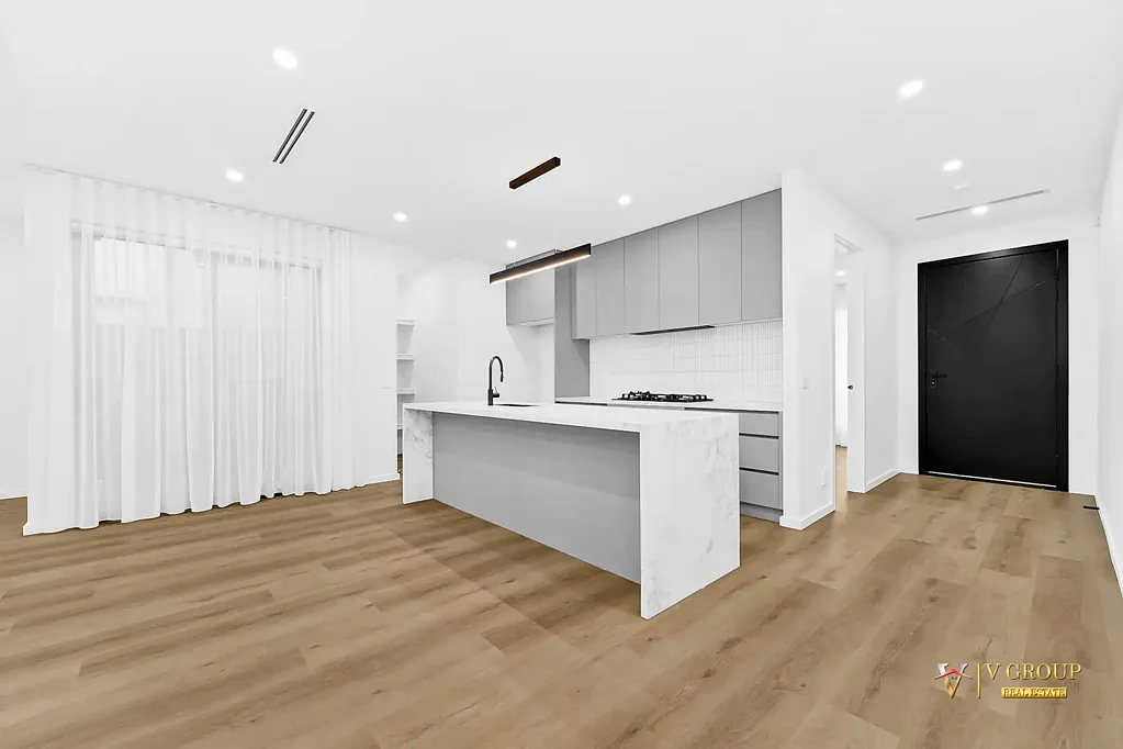 Mickleham 4Phòng ngủ Brand New Luxury Home with Dual Master Suites & Dual Kitchens - Border of Mickleham & Craigieburn !!!