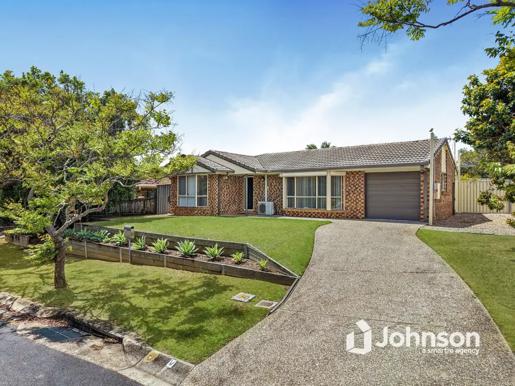 Hillcrest 4Kwarto Stunning Family Home with Solar & Side Access!