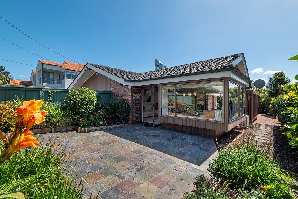 18 Sanders Avenue, Takapuna, North Shore City, Auckland