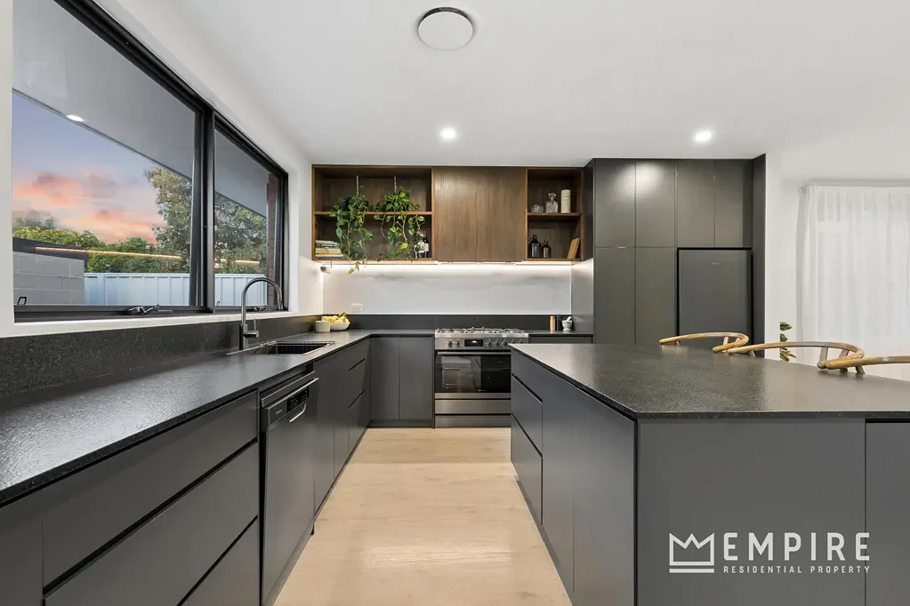 Hamilton Hill 4Kwarto Character Charm Meets Contemporary Luxury!