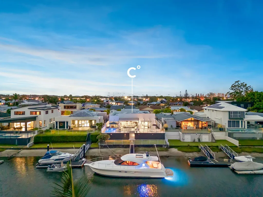 16 Boomerang Crescent, Bundall, QLD 4217