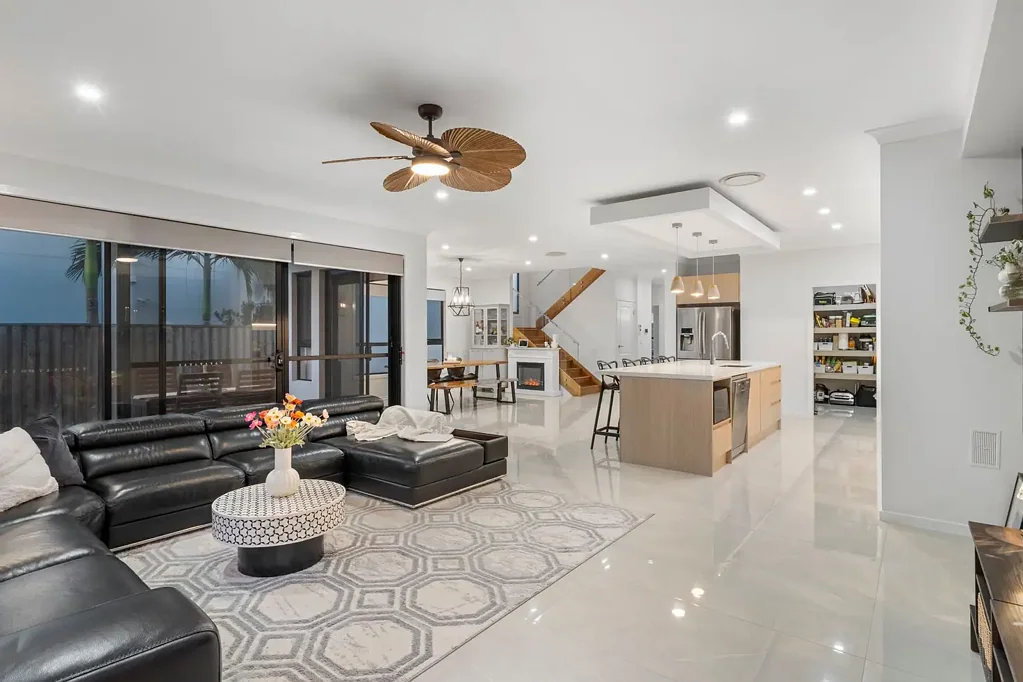 Underwood 5 Bedroom Contemporary Luxury Family Living in Underwood's Finest Estates