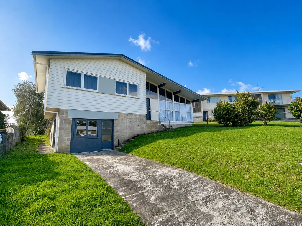 Super Affordable 3-Bedroom in Birkdale