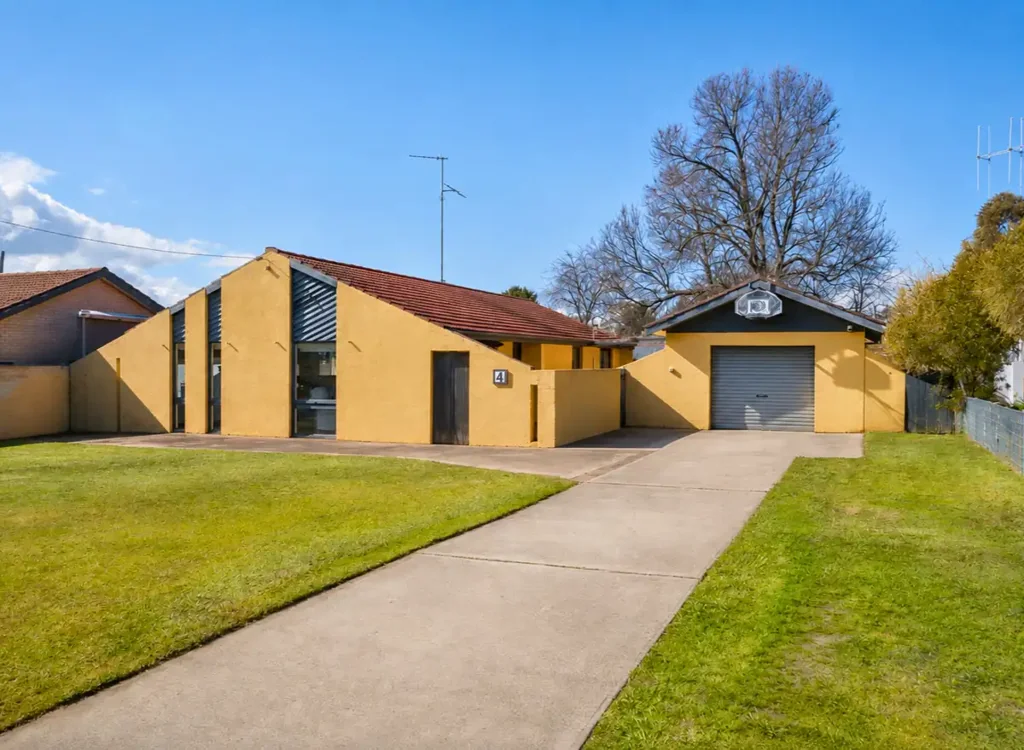 Perthville 3房  MODERN COUNTRY LIVING WITH SPACE, COMFORT & CONVENIENCE