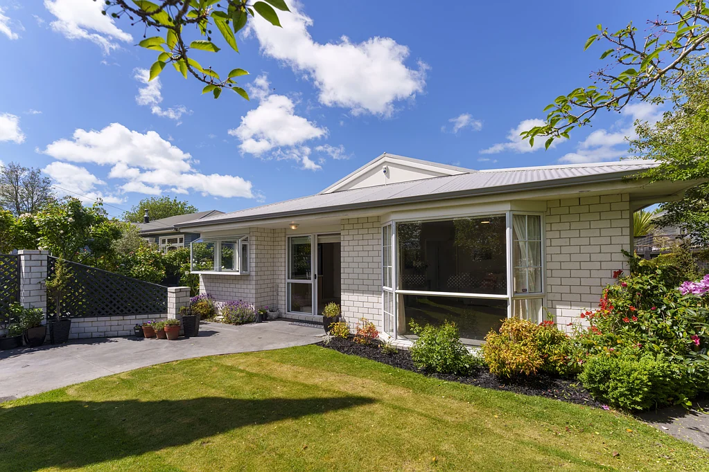 22 Gamblins Road, Saint Martins, Christchurch, Canterbury