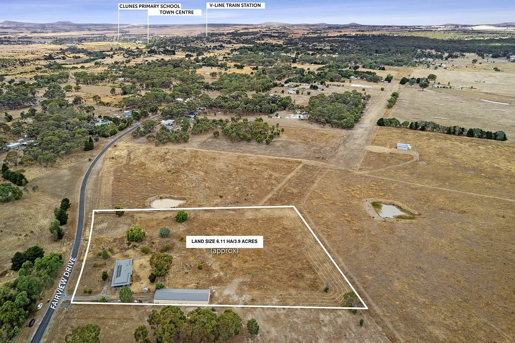 Clunes  Country Retreat for the Family with Excellent Shedding