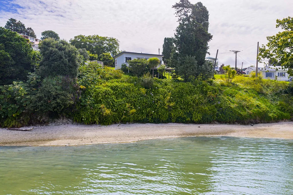 16 Fisher Street, Pahi, Kaipara, Northland