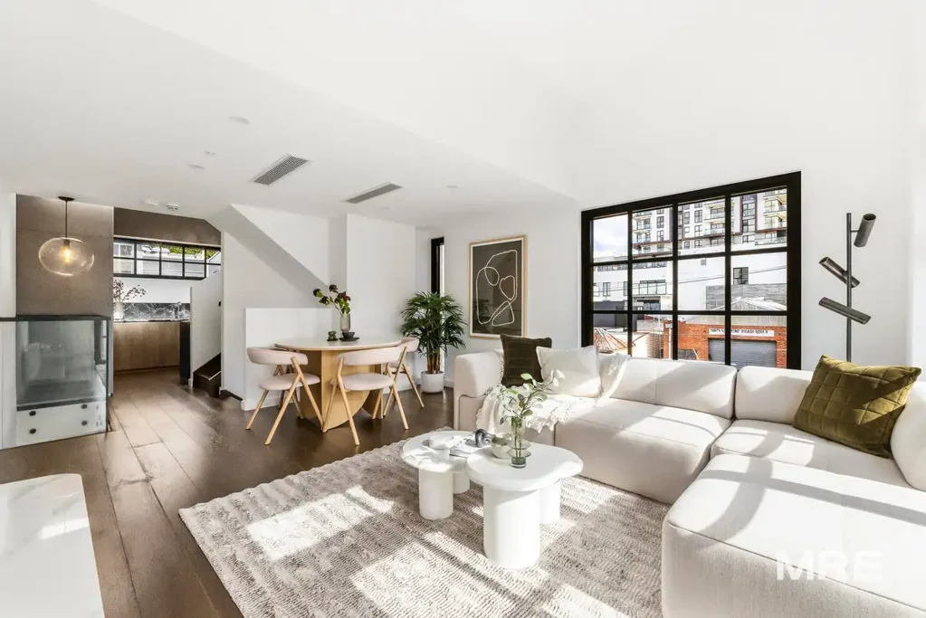 Richmond 3chambre Brand new warehouse inspired luxury