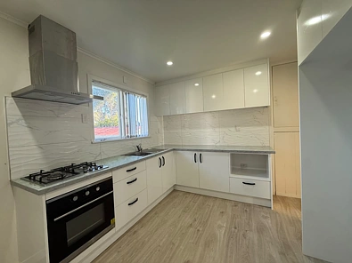 Family Home with Large Backyard & Garage in Prime Manurewa Location
