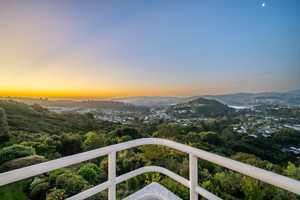 Whitby 5બેડરૂમ Own the View - Own the Lifestyle!