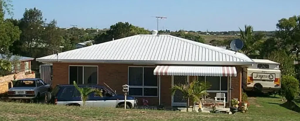 Lowset Brick Home Close to Primary School