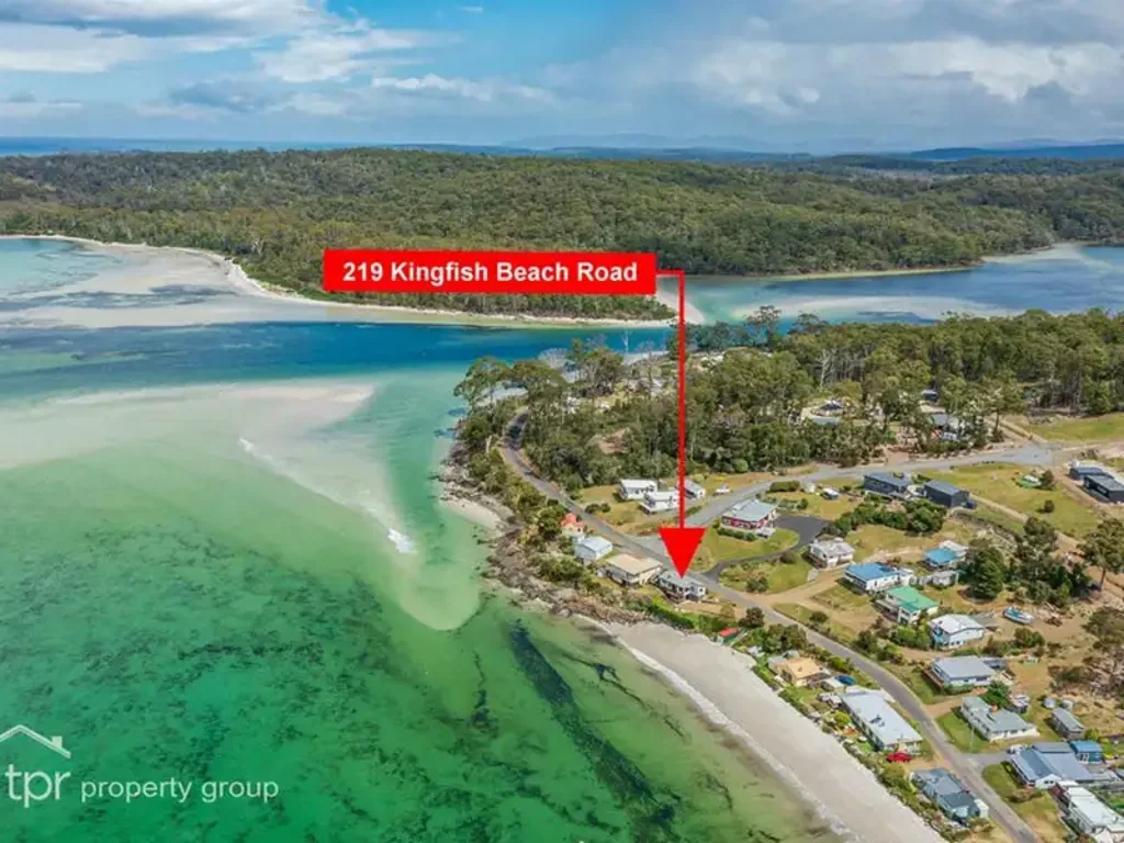 Southport 3房  Rare Freehold Opportunity at Kingfish Beach