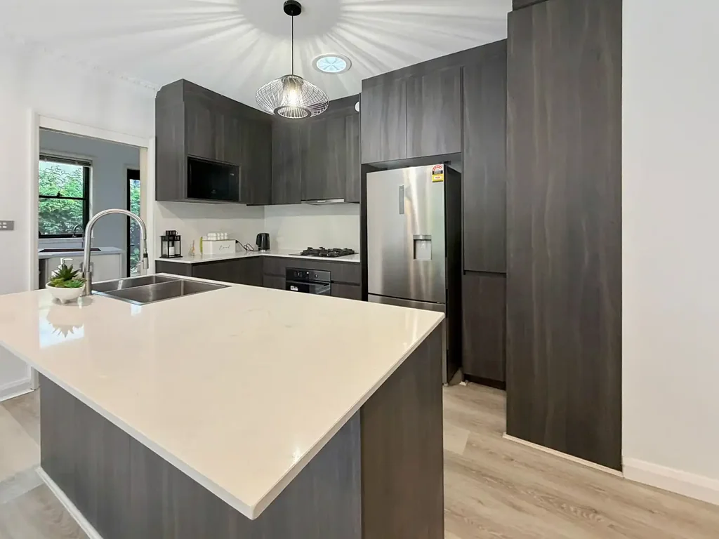 Private Studio Granny Flat with Expansive Outdoor Entertaining