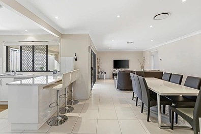 88 School Road, Wynnum West, QLD 4178, 4房, 2浴, House