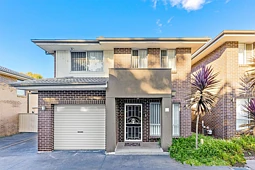 10/1 Roland Street, Greystanes