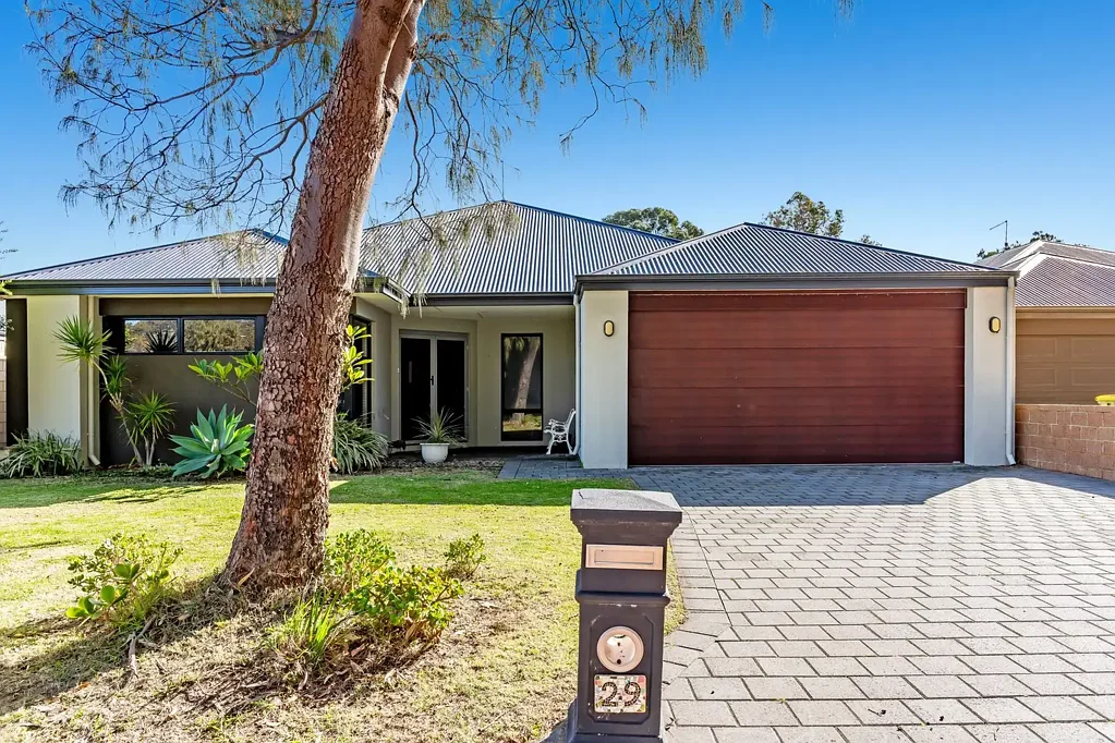Wannanup 3房  A Coastal Sanctuary of Style, Space & Sophistication in Wannanup