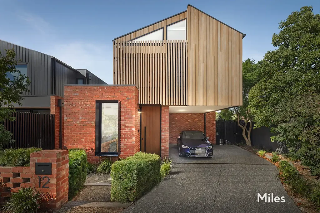 12 Elonera Avenue, Yallambie, VIC 3085