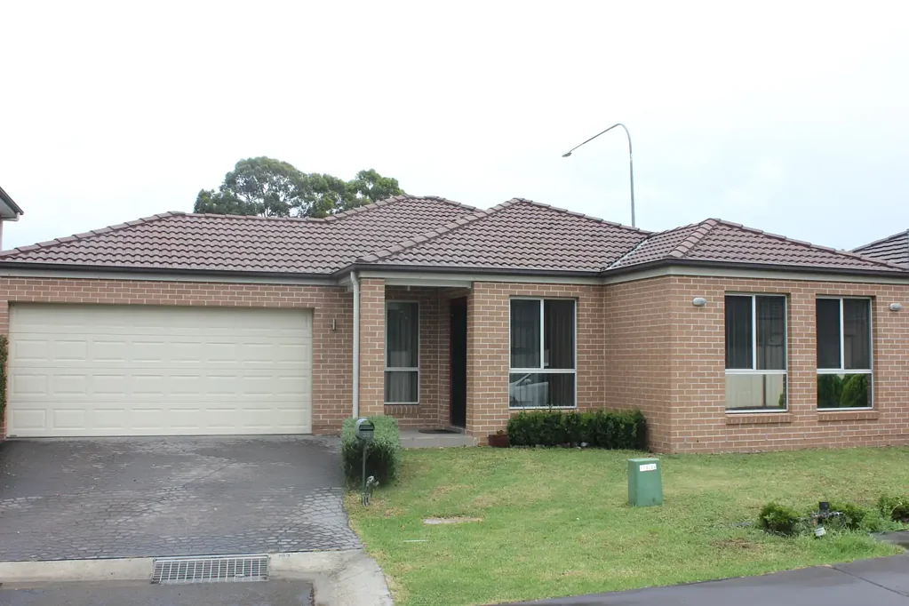 THREE BEDROOM HOME WITH DOUBLE LOCK UP GARAGE